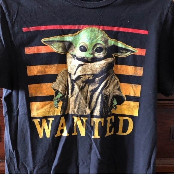 Star Wars Baby Yoda black short sleeve graphic tee in size M - Picture 3 of 6